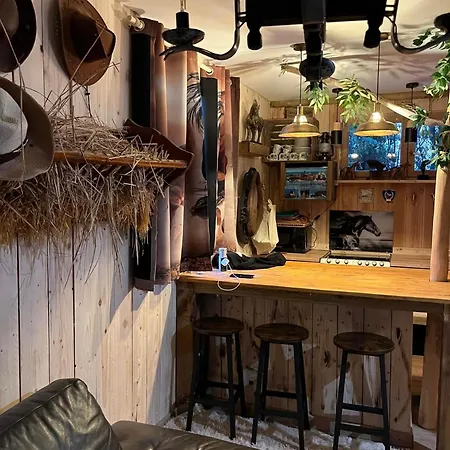 Les De Paulette A Theme Le Ranch Gæstehus