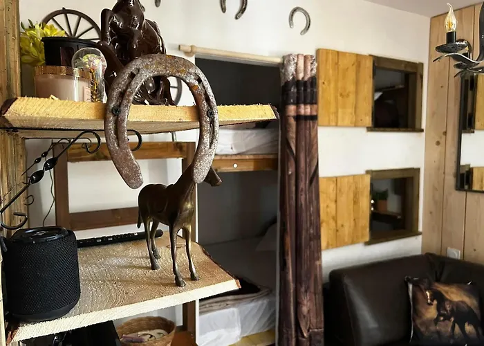 Penzion Les De Paulette A Theme Le Ranch Sainte-Marie-la-Mer